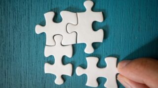 コンテンツ制作は内製か外注か? 中小企業の最適解